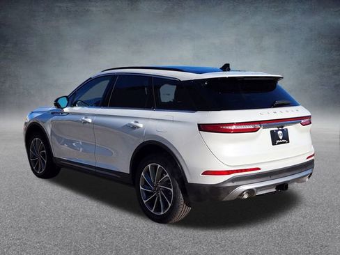 New 2026 Lincoln Corsair Premiere image 5