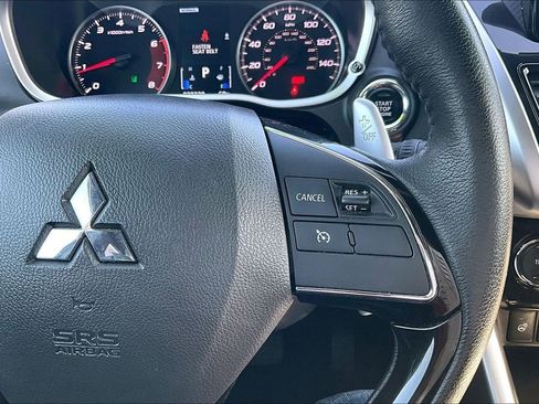Used 2023 Mitsubishi Eclipse Cross SEL AWD/4WD image 18