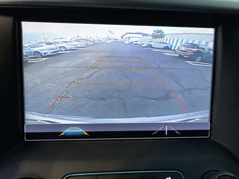 Used 2018 GMC Acadia SLT w/ LPO, Cargo Package image 25