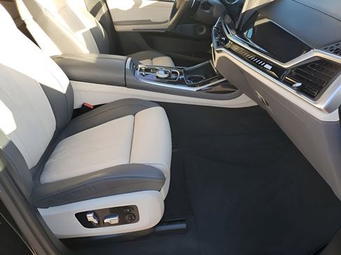 Used 2023 BMW X7 M60i w/ Executive Package image 16
