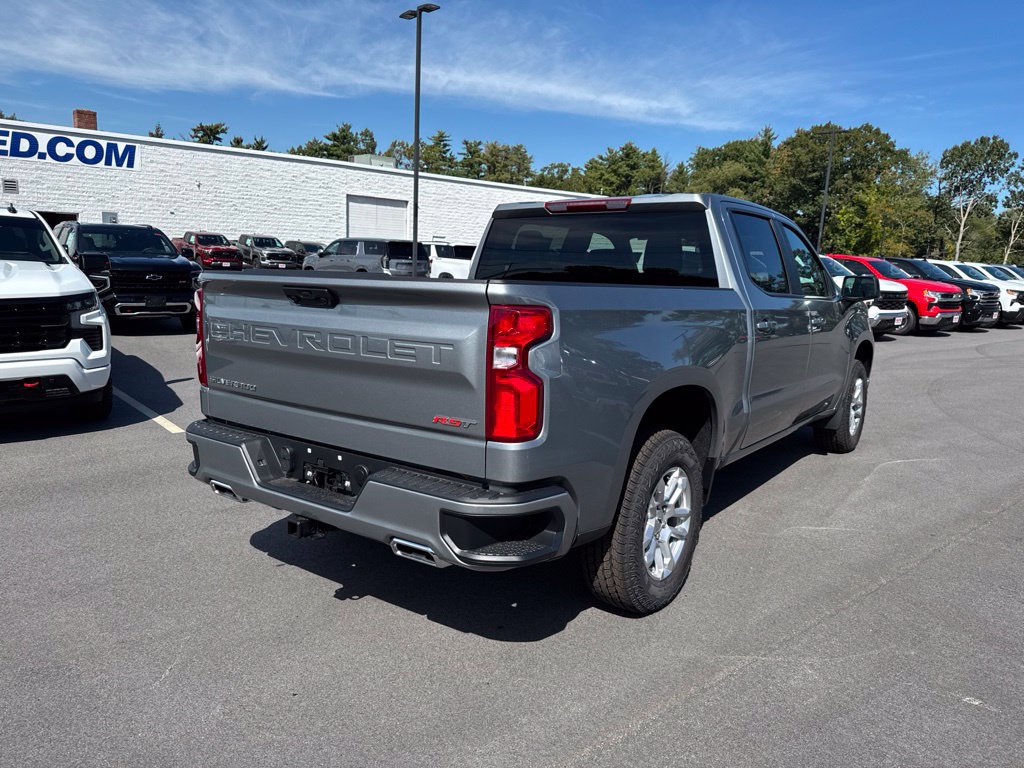 New 2026 Chevrolet Silverado 1500 RST w/ Z71 Off-Road Package AWD/4WD image 4