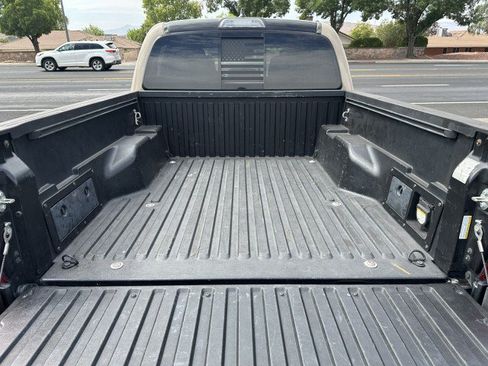 Used 2018 Toyota Tacoma TRD Off-Road w/ Technology Package RWD image 14