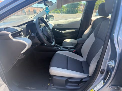 Used 2023 Toyota Corolla LE w/ Carpet Mat Package (TMS) FWD image 11