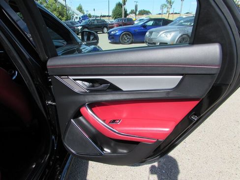 Used 2021 Jaguar XF R-Dynamic SE AWD/4WD image 27