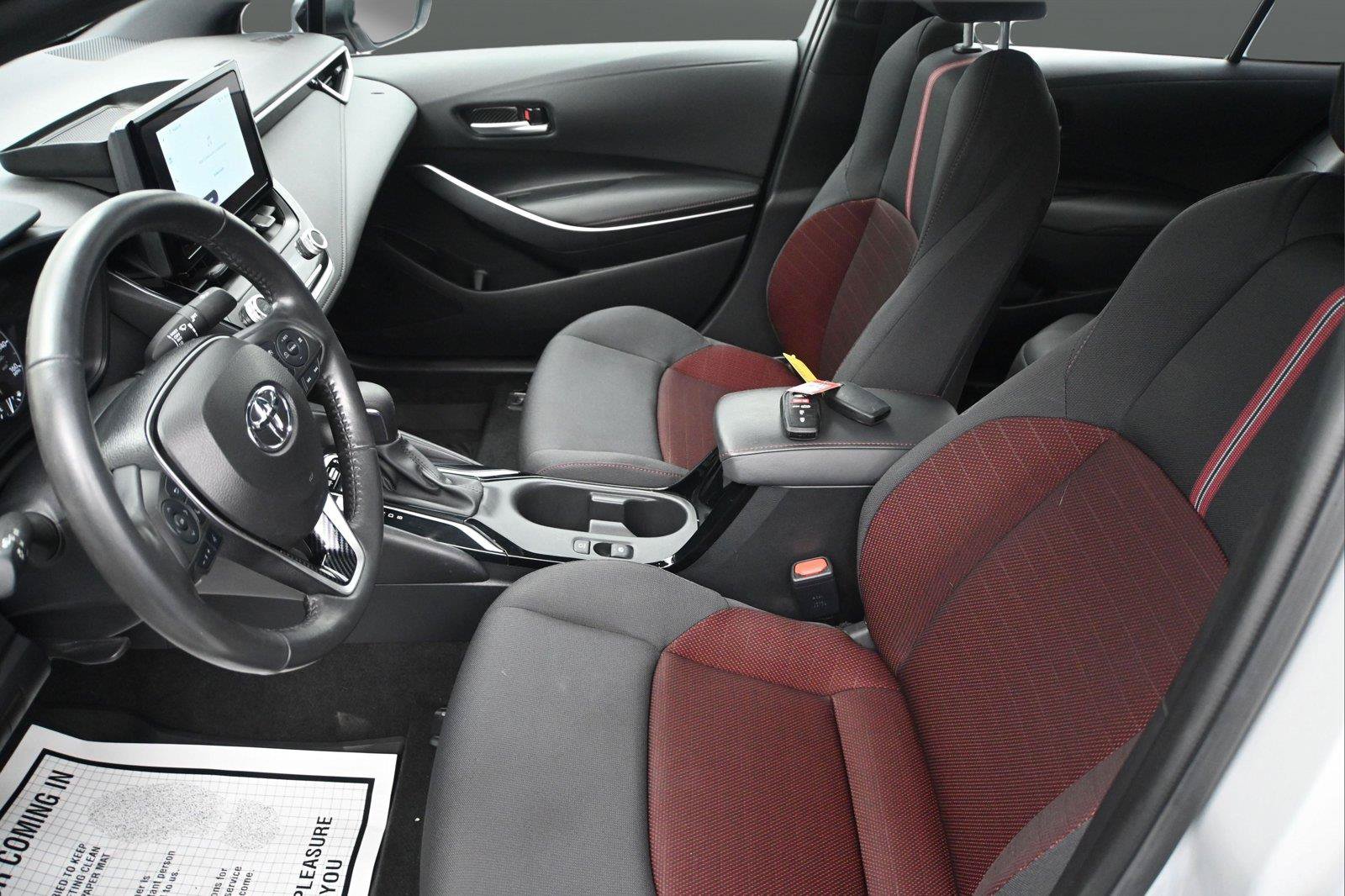 Used 2024 Toyota Corolla SE FWD image 13