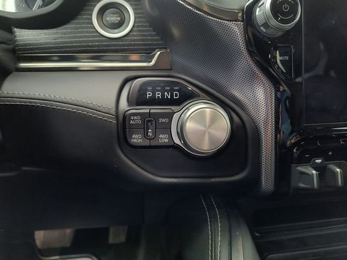 Used 2021 RAM 1500 Limited AWD/4WD image 16