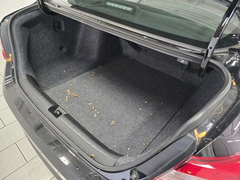 Used 2022 Honda Accord LX image 16