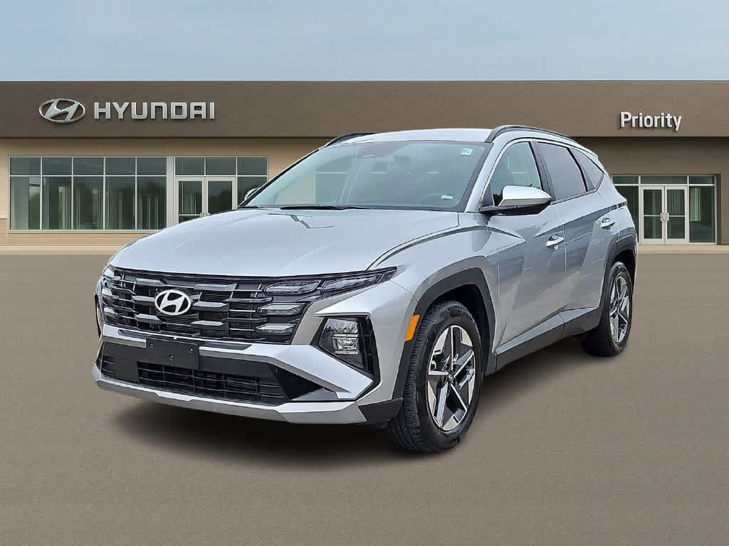 Used 2026 Hyundai Tucson SEL Plus FWD image 1