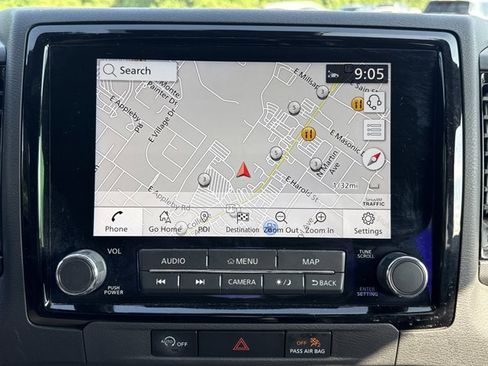 Used 2024 Nissan Frontier PRO-4X w/ Pro Premium Package AWD/4WD image 5