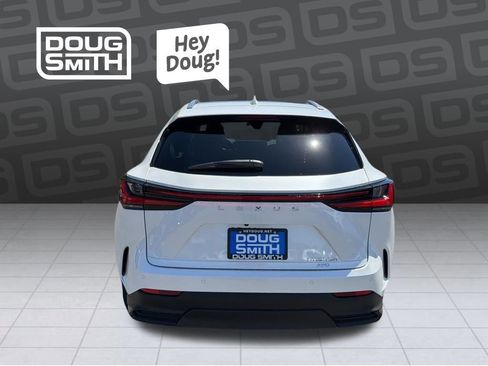 Used 2025 Lexus NX 350h AWD w/ Cold Area Package image 4