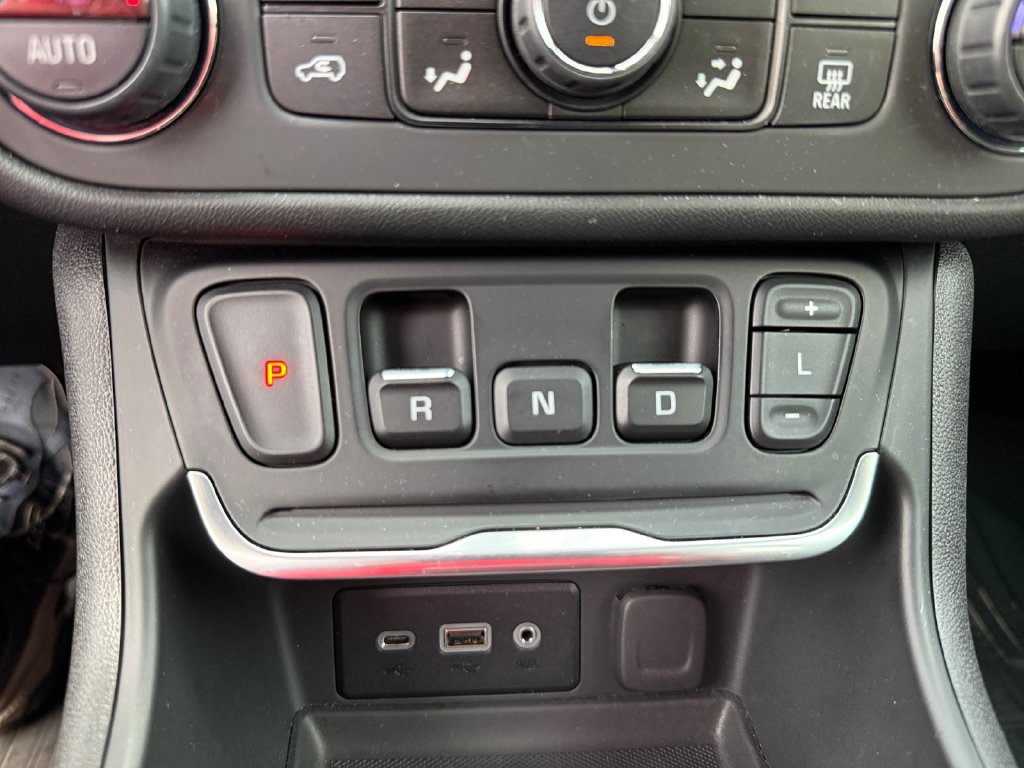 Used 2019 GMC Terrain SLE w/ Driver Convenience Package AWD/4WD image 28