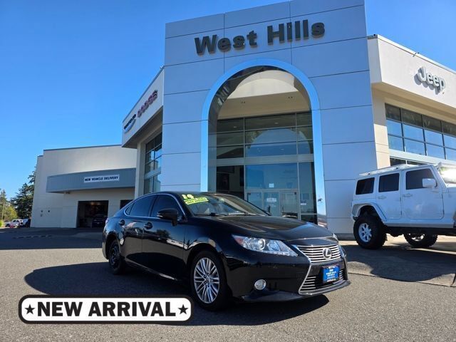 Used 2014 Lexus ES 350 w/ Premium Package FWD image 1