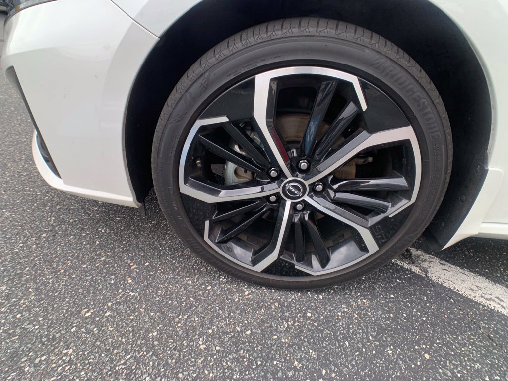 Certified 2024 Nissan Altima 2.5 SR AWD/4WD image 35