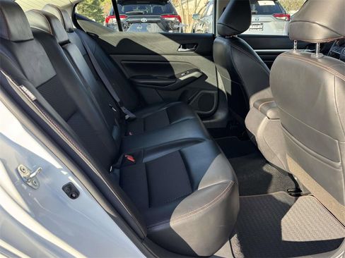 Used 2023 Nissan Altima 2.5 SR image 15