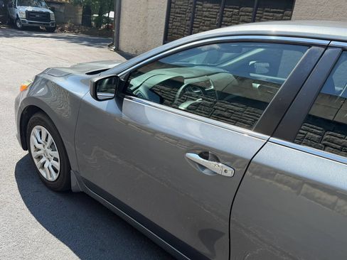Used 2016 Nissan Altima 2.5 S w/ Power Driver Seat Package FWD image 34