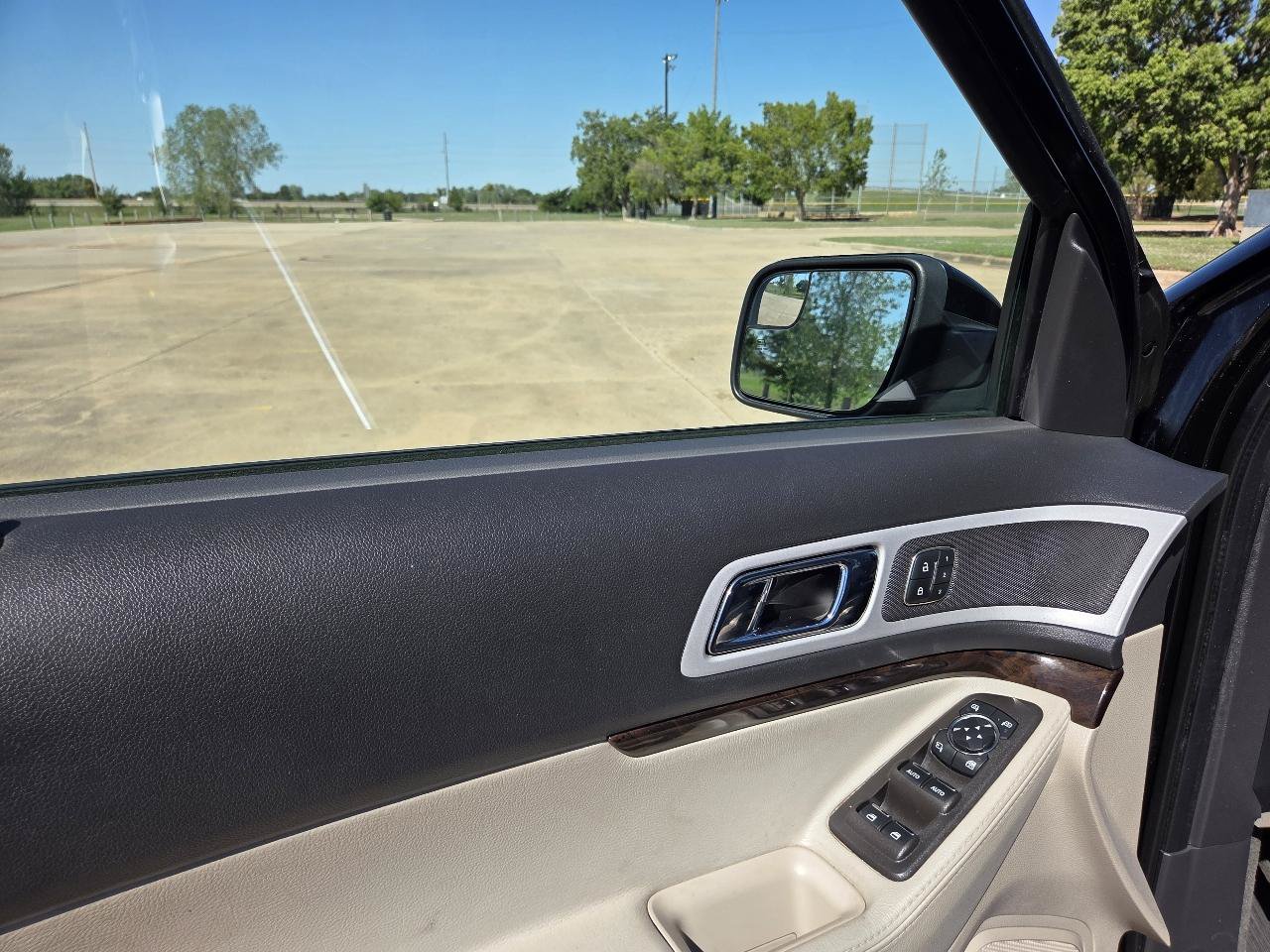 Used 2012 Ford Explorer Limited FWD image 13