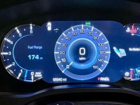 Used 2019 Cadillac Escalade Premium Luxury image 19