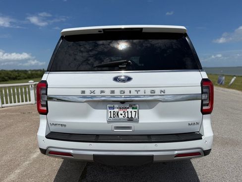 Used 2023 Ford Expedition Max Limited RWD image 6