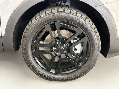 Used 2025 Kia Telluride EX X-Line AWD/4WD image 38