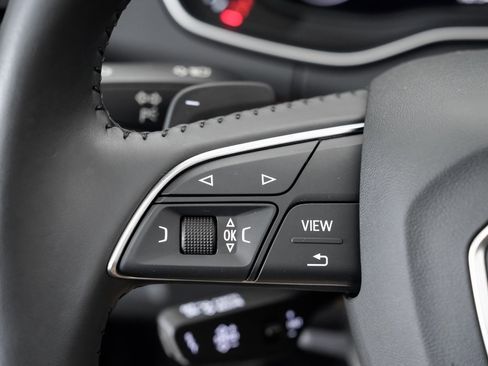 Used 2020 Audi Q5 e Premium Plus image 12