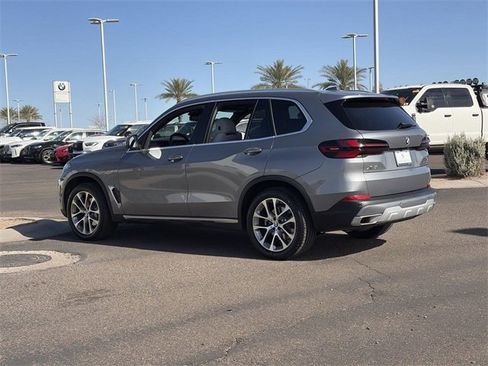 Certified 2024 BMW X5 sDrive40i w/ Premium Package image 9