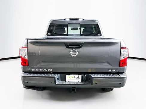 Used 2022 Nissan Titan SV w/ Accessory Utility Package RWD image 7