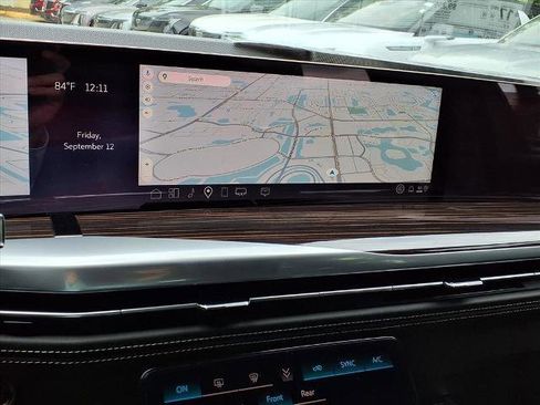 New 2025 Cadillac Escalade Luxury image 17