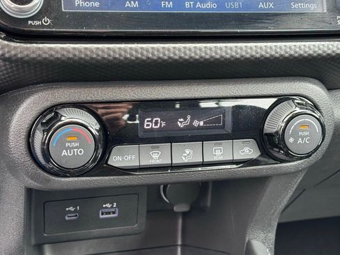 Used 2021 Nissan Kicks SV FWD image 17