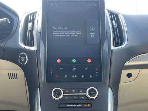 Used 2022 Ford Edge Titanium image 27
