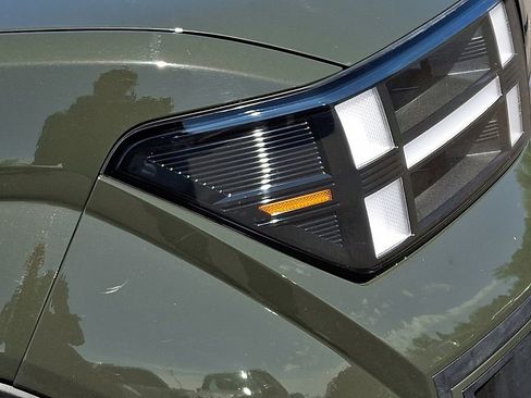 Used 2024 Hyundai Santa Fe SEL AWD/4WD image 9
