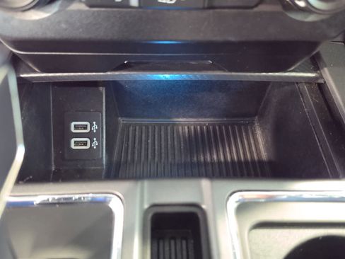 Used 2020 Ford F150 XLT w/ Equipment Group 302A Luxury AWD/4WD image 22