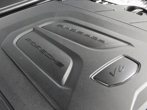 Certified 2025 Porsche Cayenne E-Hybrid Coupe AWD/4WD image 52