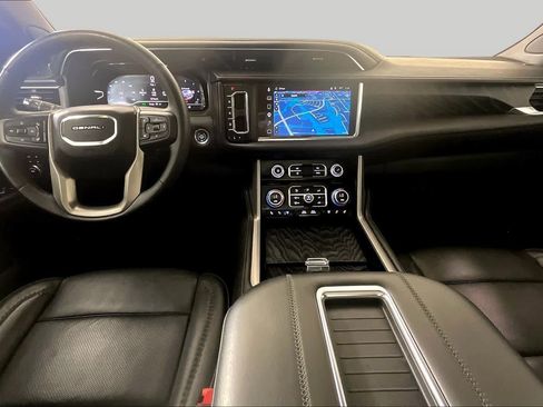 Certified 2023 GMC Yukon XL Denali AWD/4WD image 17