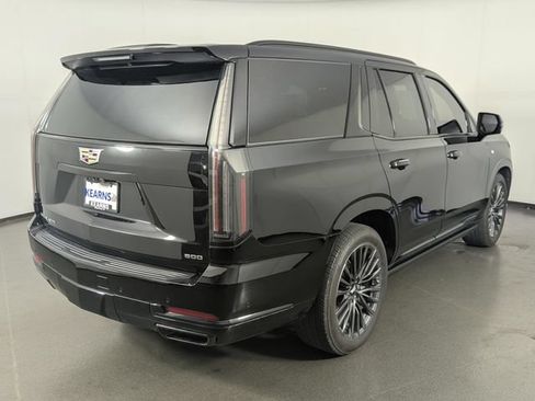 Used 2025 Cadillac Escalade Sport Platinum w/ LPO, Floor Liner Package AWD/4WD image 6