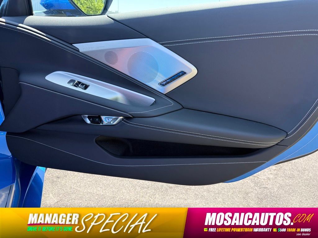 Used 2024 Chevrolet Corvette Stingray Preferred Cpe w/ Z51 Performance Package RWD image 7