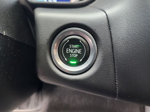 Used 2023 Chevrolet Tahoe Z71 w/ Off-Road Capability Package image 32