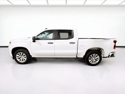 Used 2023 Chevrolet Silverado 1500 Custom AWD/4WD image 22
