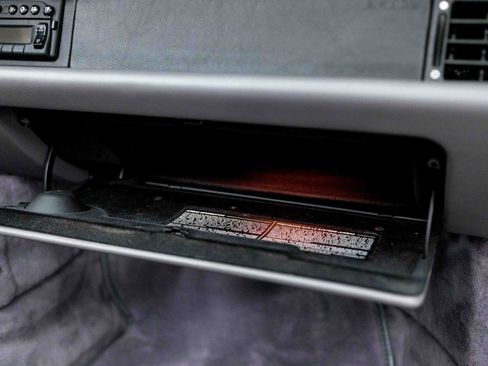 Used 1997 Porsche 911 Carrera image 46