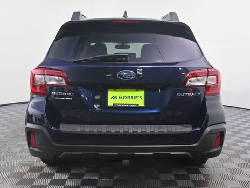 Used 2018 Subaru Outback 2.5i Limited w/ Popular Package #2 AWD/4WD image 5