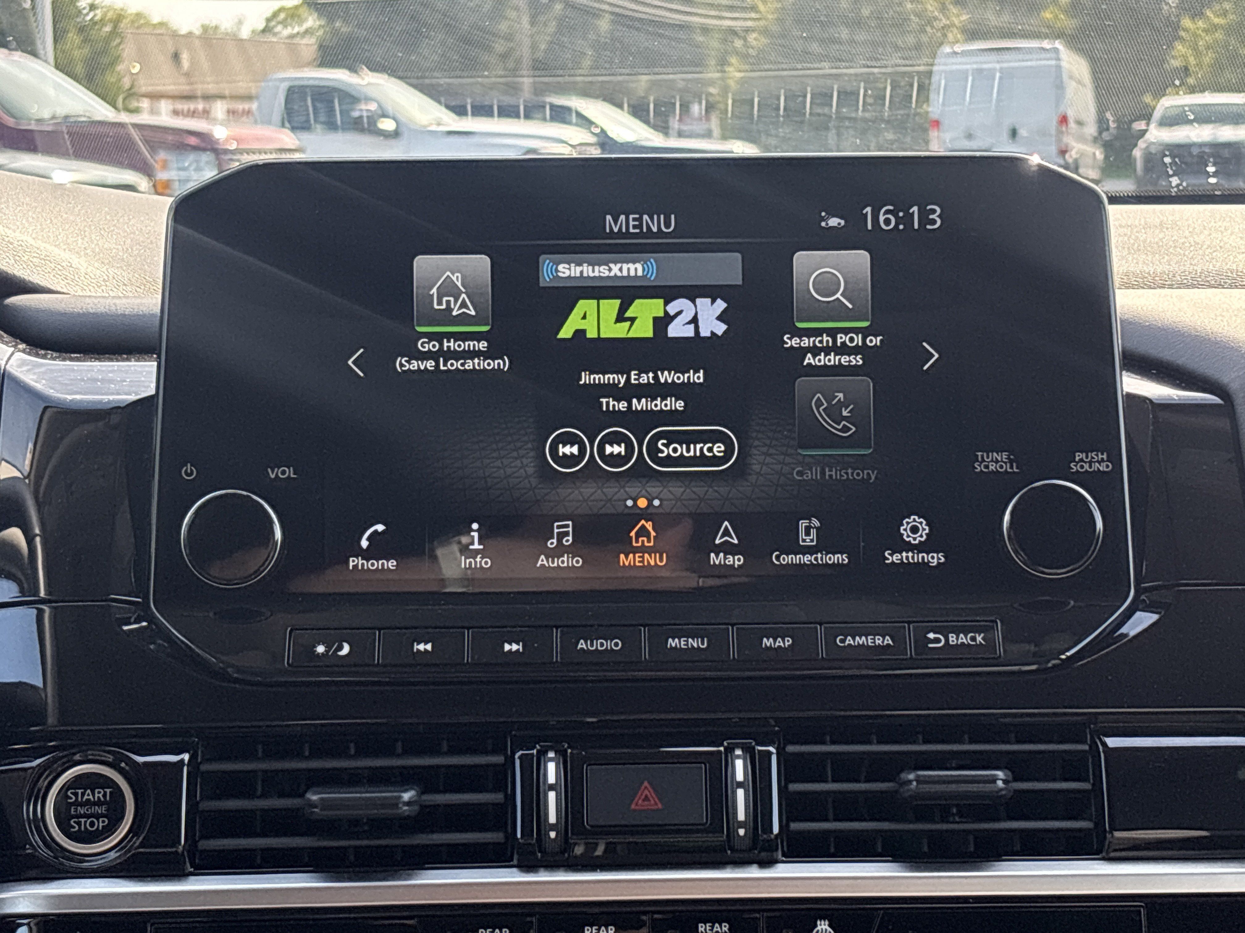 Used 2024 Nissan Pathfinder Platinum AWD/4WD image 10