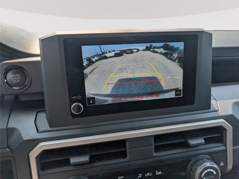 Used 2024 Toyota Tacoma SR AWD/4WD image 28