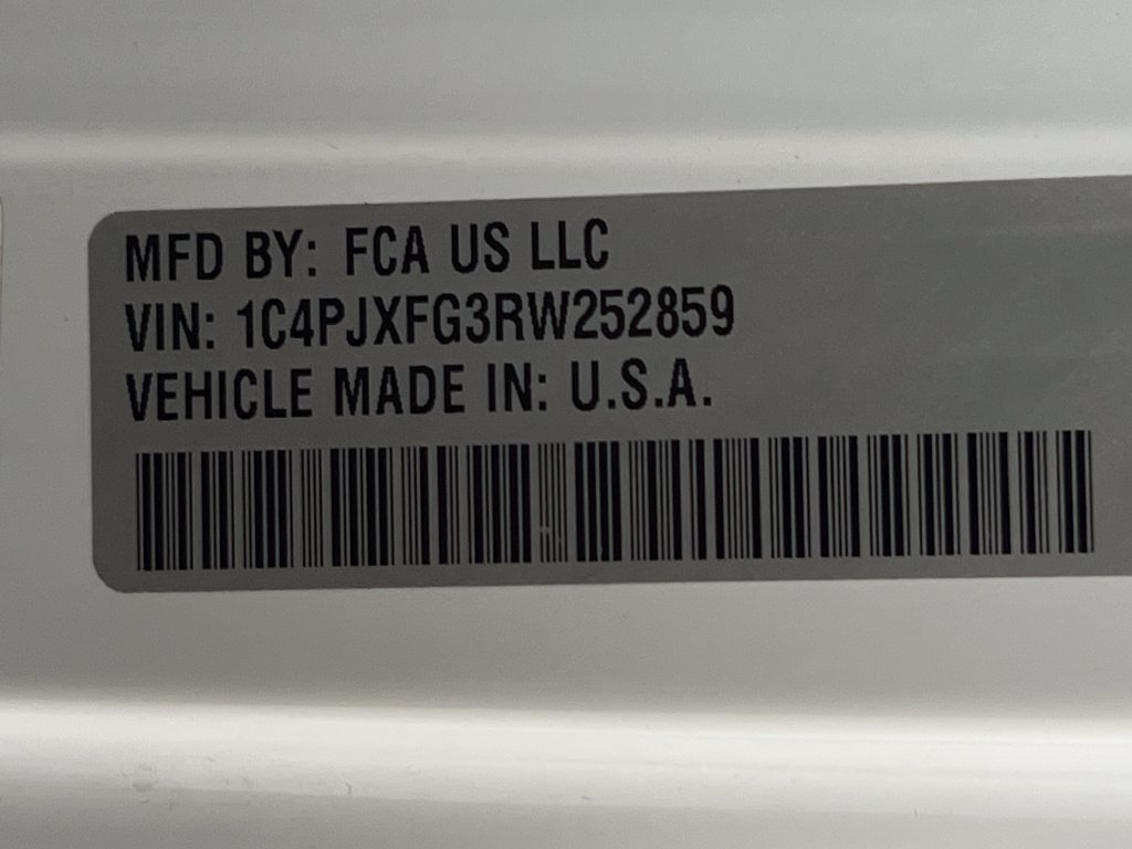 Used 2024 Jeep Wrangler Unlimited Rubicon AWD/4WD image 75