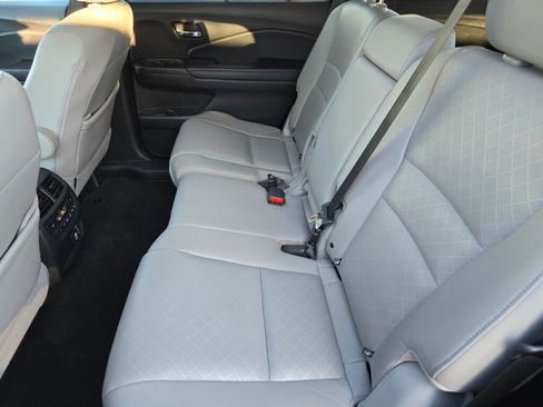 Certified 2020 Honda Passport Touring image 17