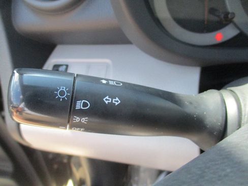 Used 2012 Toyota RAV4 4WD w/ Value Pkg image 32