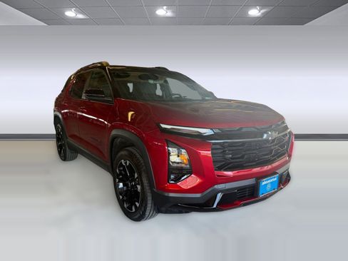 Used 2025 Chevrolet Equinox RS w/ Safety and Technology Package image 6