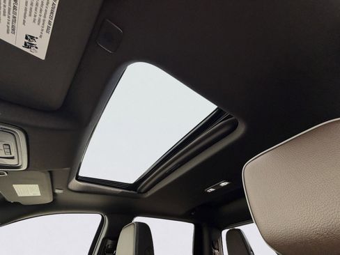 Used 2025 GMC Sierra 1500 Denali w/ Technology Package image 6