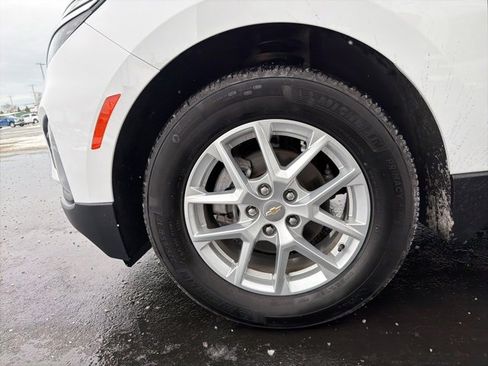 Used 2024 Chevrolet Equinox LT w/ LPO, Floor Liner Package image 11