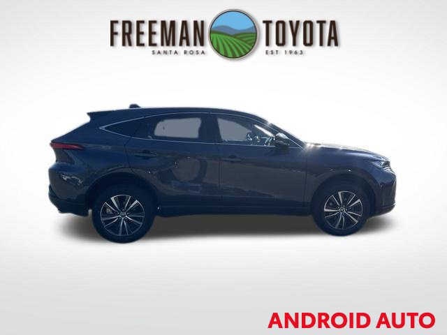 Used 2024 Toyota Venza LE AWD/4WD image 4
