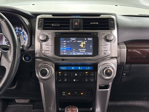 Used 2017 Toyota 4Runner Limited image 10