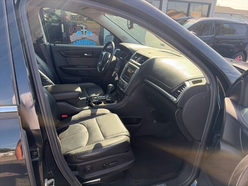 Used 2016 GMC Acadia SLT w/ Open Road Package FWD image 13